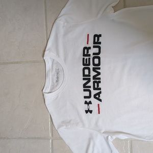 Under Armour T-shirt